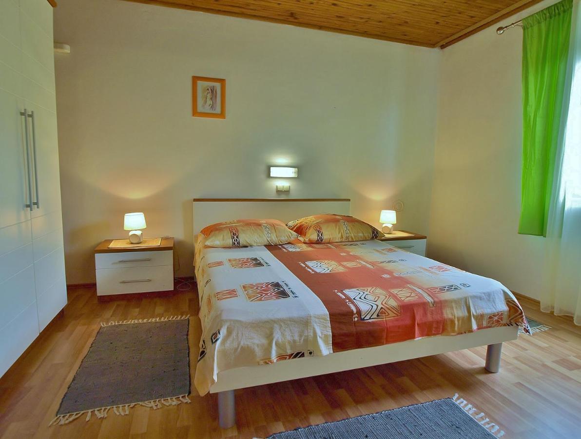 Apartments Biserka Rab Town Extérieur photo