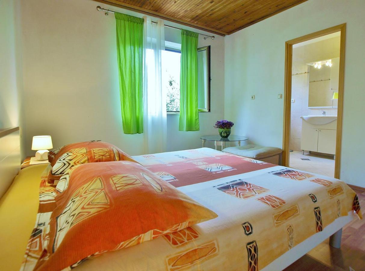 Apartments Biserka Rab Town Extérieur photo
